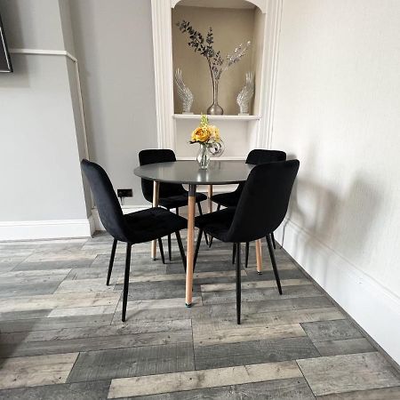 Premium 2Br Flat In The City Centre Glasgow Exteriör bild